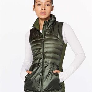 Lululemon Down For A Run Vest - Gator Green